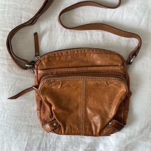 Fossil - brown crossbody - 10.5” x 10.5”